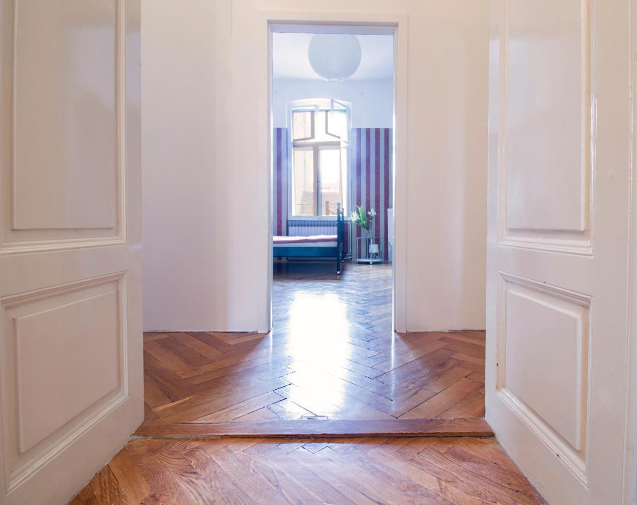 Guesthouse Centar 2 Zagreb Bagian luar foto